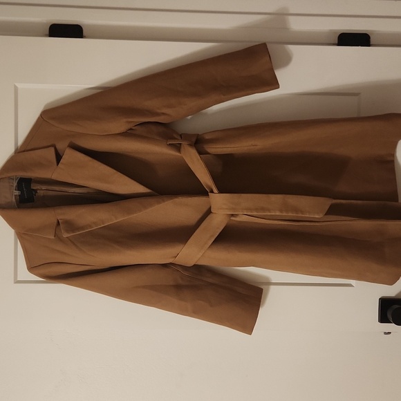 Banana Republic Twill Long Trench in Camel - Picture 2 of 7